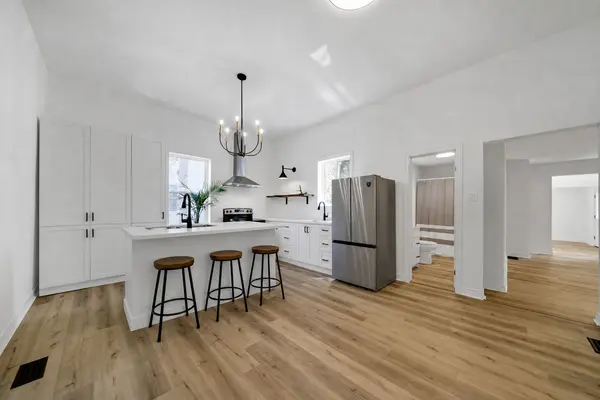 176 Sixth ST, Collingwood, ON L9Y 1Y9