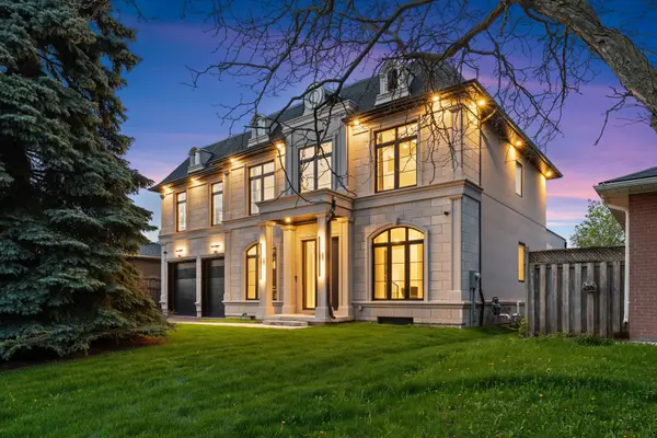 431 Seaton DR, Oakville, ON L6L 3Y3