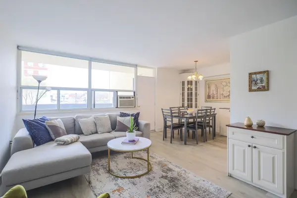 1455 Lawrence AVE W #207, Toronto W04, ON M6L 1B1