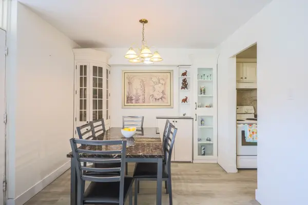 1455 Lawrence AVE W #207, Toronto W04, ON M6L 1B1
