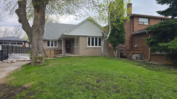 279 Cornelius Pkwy #Main, Toronto W05, ON M3K 1T6