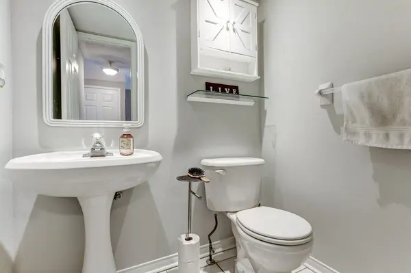 331 Ravineview WAY, Oakville, ON L6H 6S5