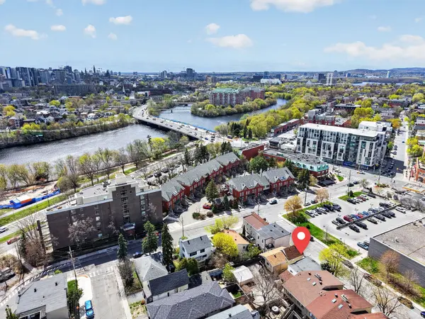 34-40 Barrette ST, Vanier And Kingsview Park, ON K1L 8A5