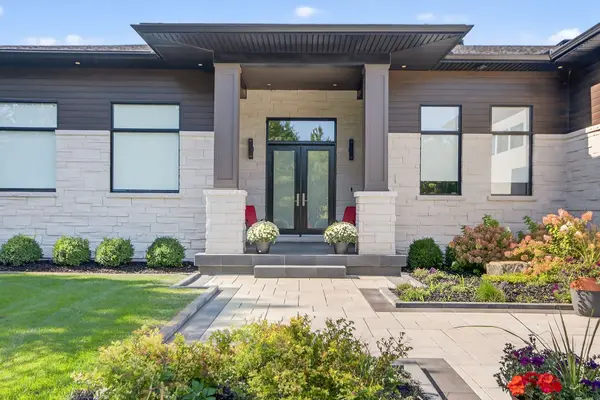 120 Derbeyshire ST, Kanata, ON K2W 0E7