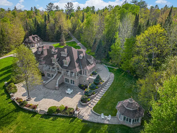 445 BALMER BAY RD, Laurentian Hills, ON K0J 1P0