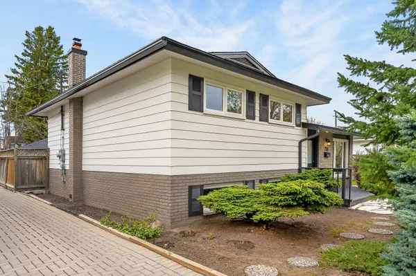 730 Holt CRES, Elmvale Acres And Area, ON K1G 2Y7