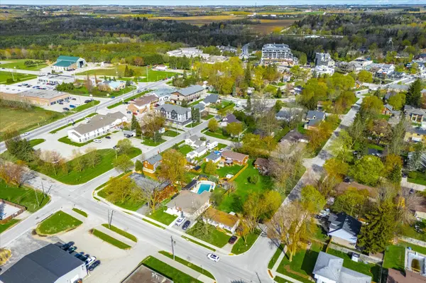 34 High ST, Centre Wellington, ON N0B 1S0