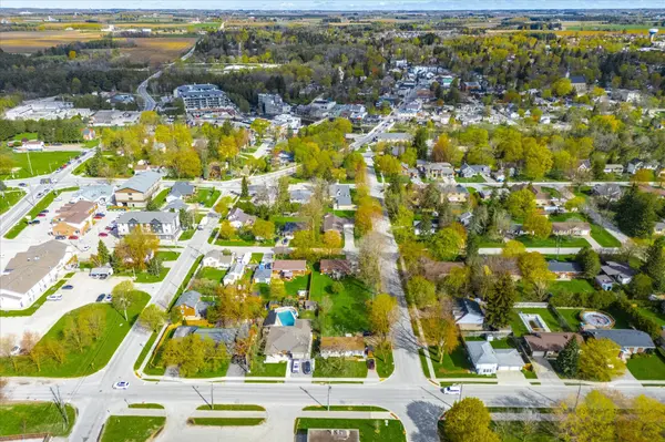 34 High ST, Centre Wellington, ON N0B 1S0