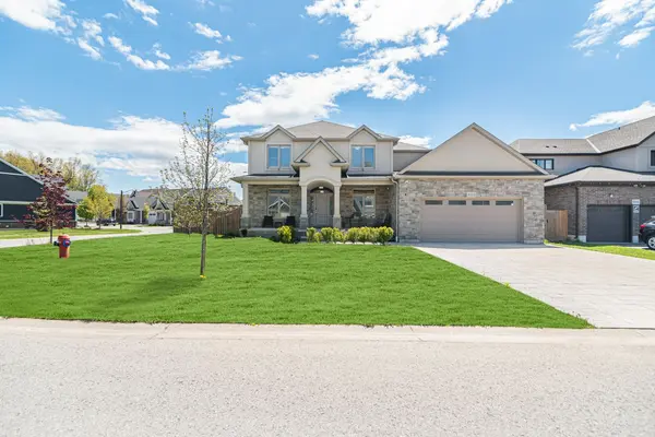 9232 Shoveller DR, Niagara Falls, ON L2H 0M3