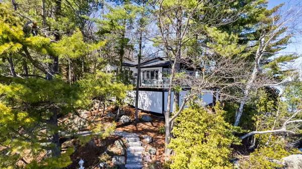 29 BEACHGROVE ISLAND 33LM N/A, Gravenhurst, ON P1P 1R2