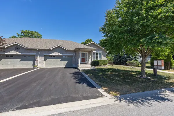 118 Sheridan ST, Kingston, ON K7P 3H7