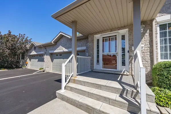118 Sheridan ST, Kingston, ON K7P 3H7