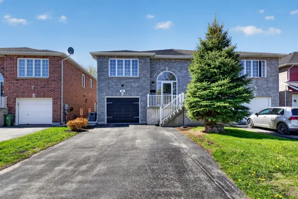 182 Briceland ST, Kingston, ON K7K 7L2
