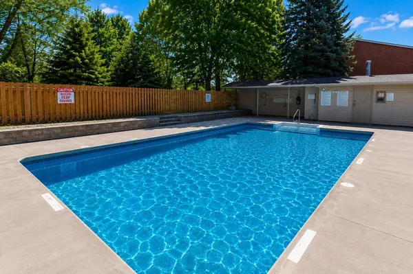 49 Rhonda RD ## 70, Guelph, ON N1H 7A4