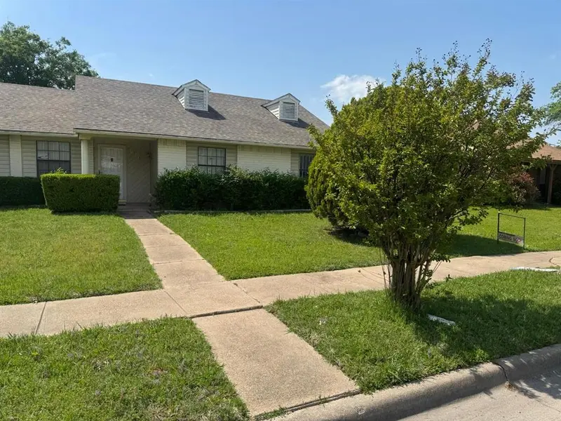 1113 Maydelle Lane, Garland, TX 75042