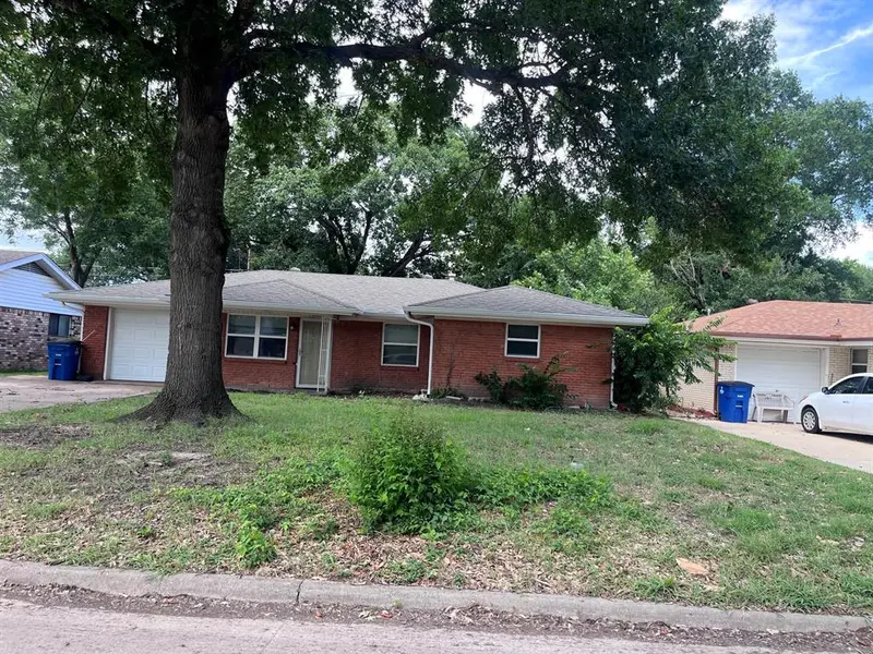 1110 Edgewood, Ennis, TX 75119