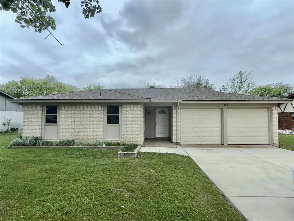 724 Windsor Drive, Everman, TX 76140