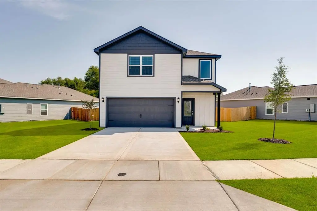 8420 Fort Benton Drive, Ponder, TX 76259