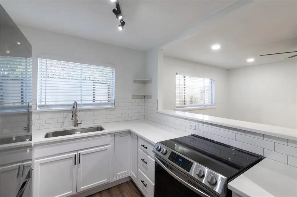 5921 Gaston Avenue #B, Dallas, TX 75214