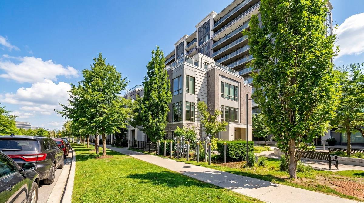 301 South Park RD, Markham, ON L3T 0B9