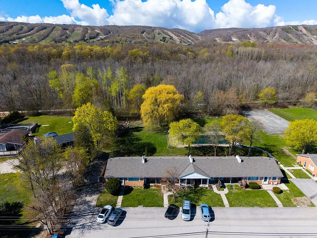 209528 26 HWY #3, Blue Mountains, ON L9Y 0T1