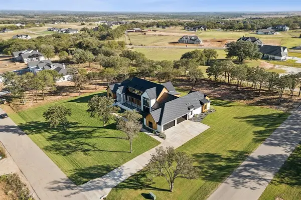 200 Dan Russell Bend, Weatherford, TX 76087