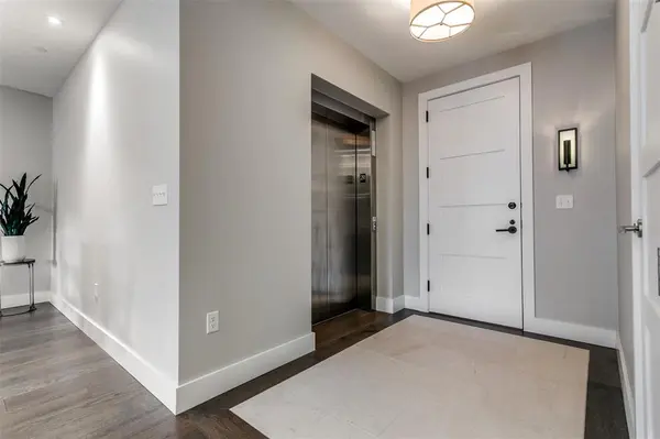 350 Central Avenue #206, Southlake, TX 76092