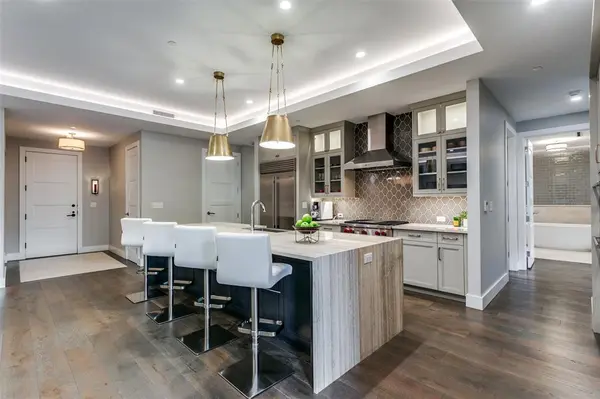 350 Central Avenue #206, Southlake, TX 76092