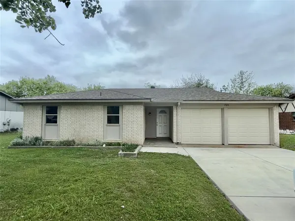 724 Windsor Drive, Everman, TX 76140