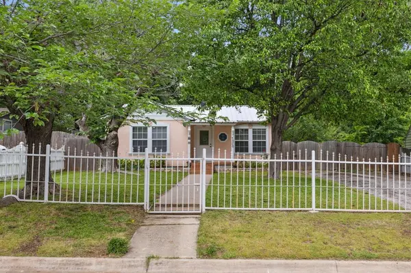 1424 Knight Street, Denton, TX 76205