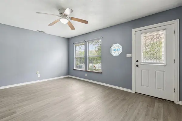 1424 Knight Street, Denton, TX 76205
