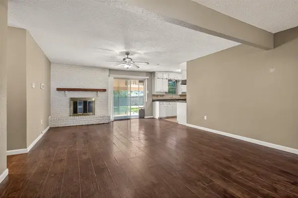 5732 Bonnie Wayne Street, Haltom City, TX 76117
