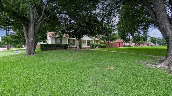 4553 Ivy Drive, Mesquite, TX 75150