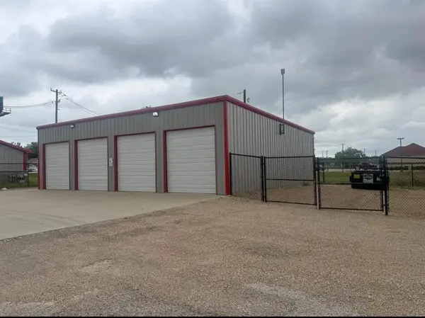 8040 Rendon Bloodworth Road, Mansfield, TX 76063