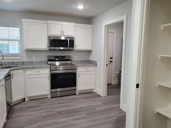 608 E 3rd Street, Bonham, TX 75418