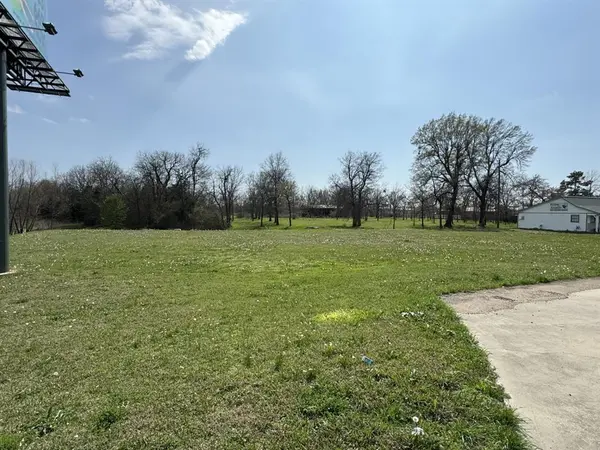 000 NE Loop 286, Paris, TX 75460