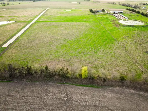 83 Private Road 142025, Blossom, TX 75416