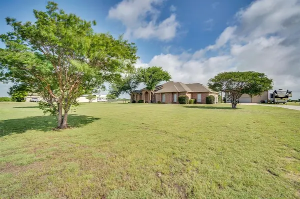 431 Mcalpin Road, Midlothian, TX 76065