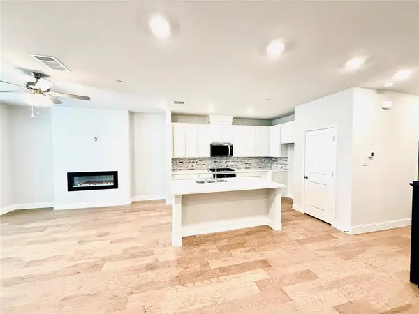 7925 Bayside Drive, Rowlett, TX 75088