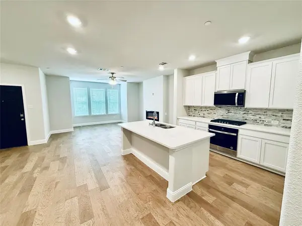 7925 Bayside Drive, Rowlett, TX 75088