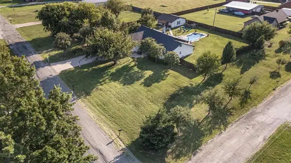 511 S Sulphur Street, Leonard, TX 75452