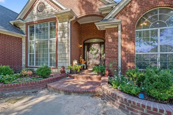 126 E Post Oak, Frankston, TX 75763