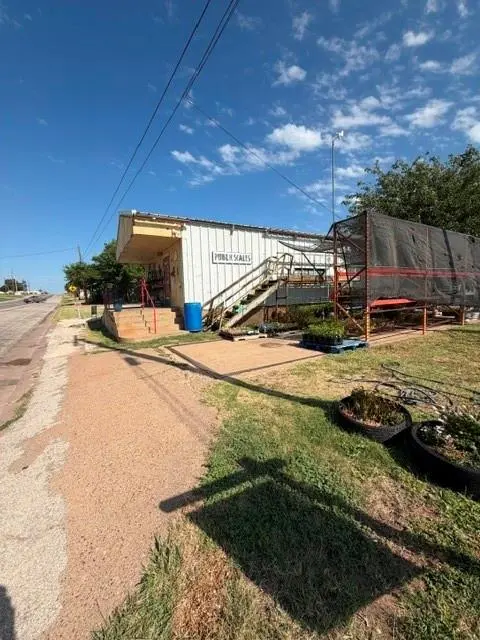 311 E Main Street, Archer City, TX 76351