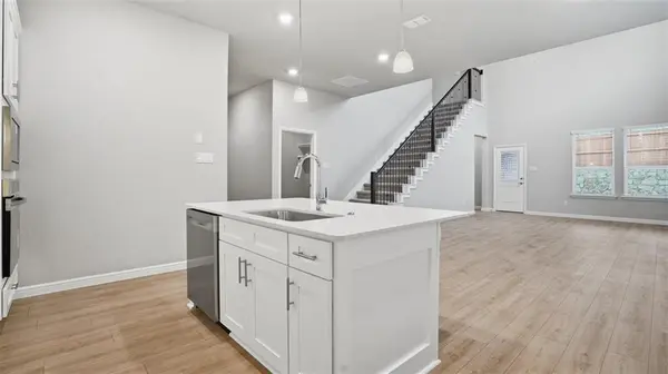 741 CELESTIAL Way, Fort Worth, TX 76008