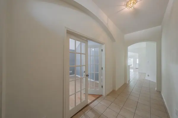 2755 Honey Suckle Drive, Grand Prairie, TX 75052