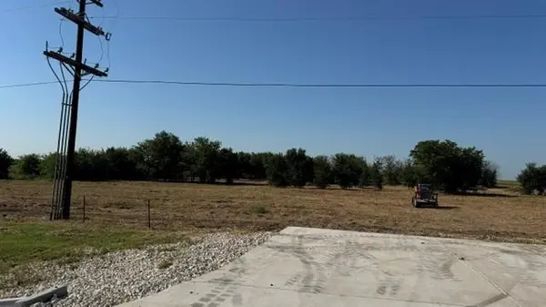000 HWY 82, Lindsay, TX 76250