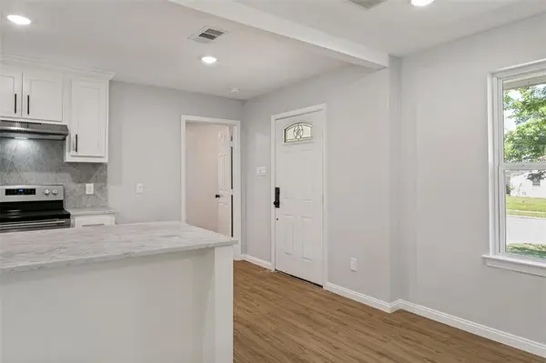 3525 Bangor Court E, Irving, TX 75062