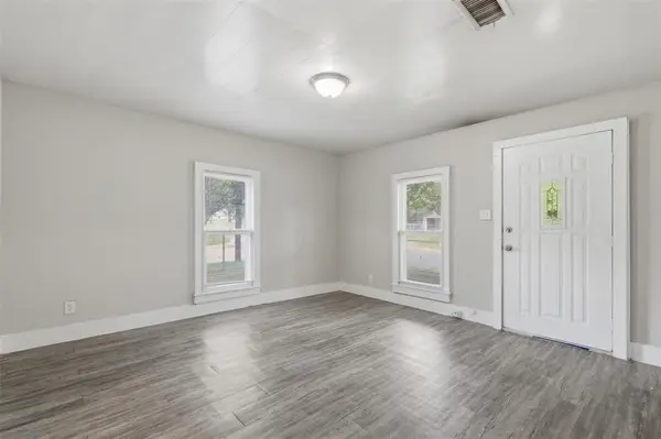 630 E Acheson Street, Denison, TX 75021