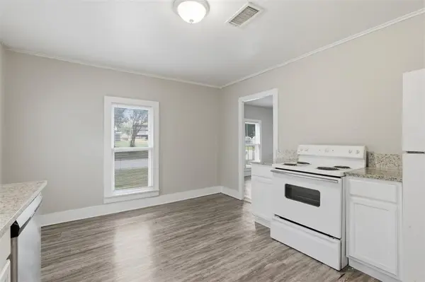 630 E Acheson Street, Denison, TX 75021