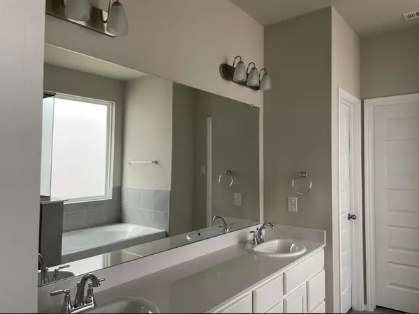 6009 Pitcher Way, Providence Village, TX 76227